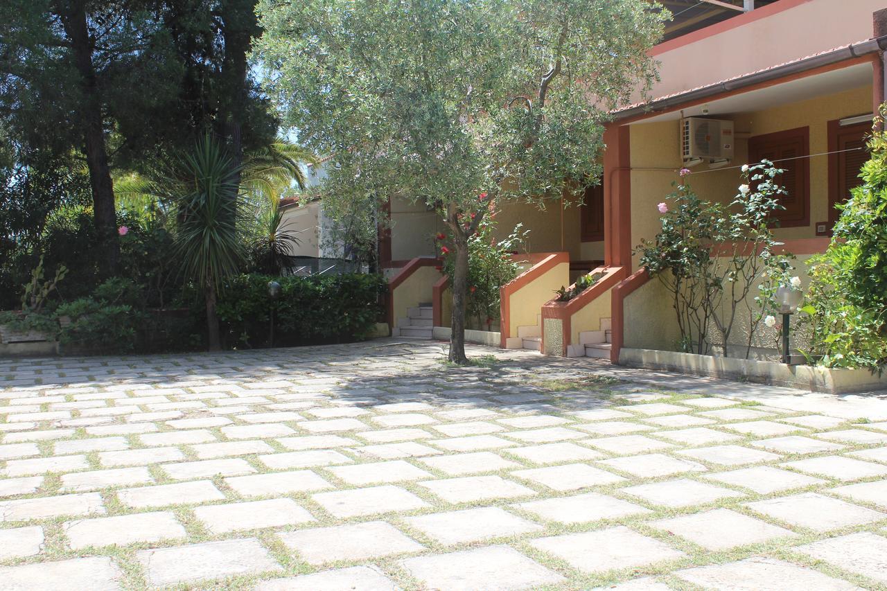 Residence Giardino Vieste Exterior foto